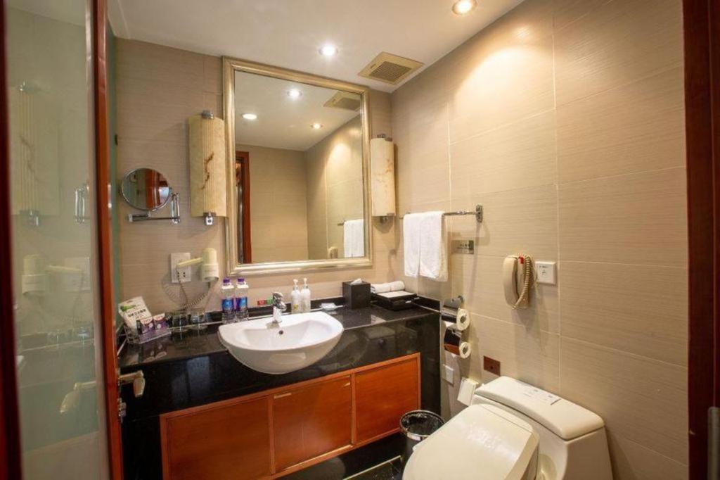 Linyi Blue Horizon Intenational Hotel Exterior foto