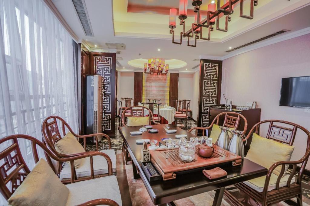 Linyi Blue Horizon Intenational Hotel Exterior foto